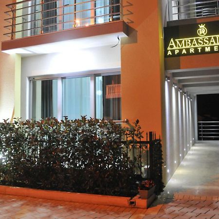 Apartments Ambassador Ulcinj Esterno foto