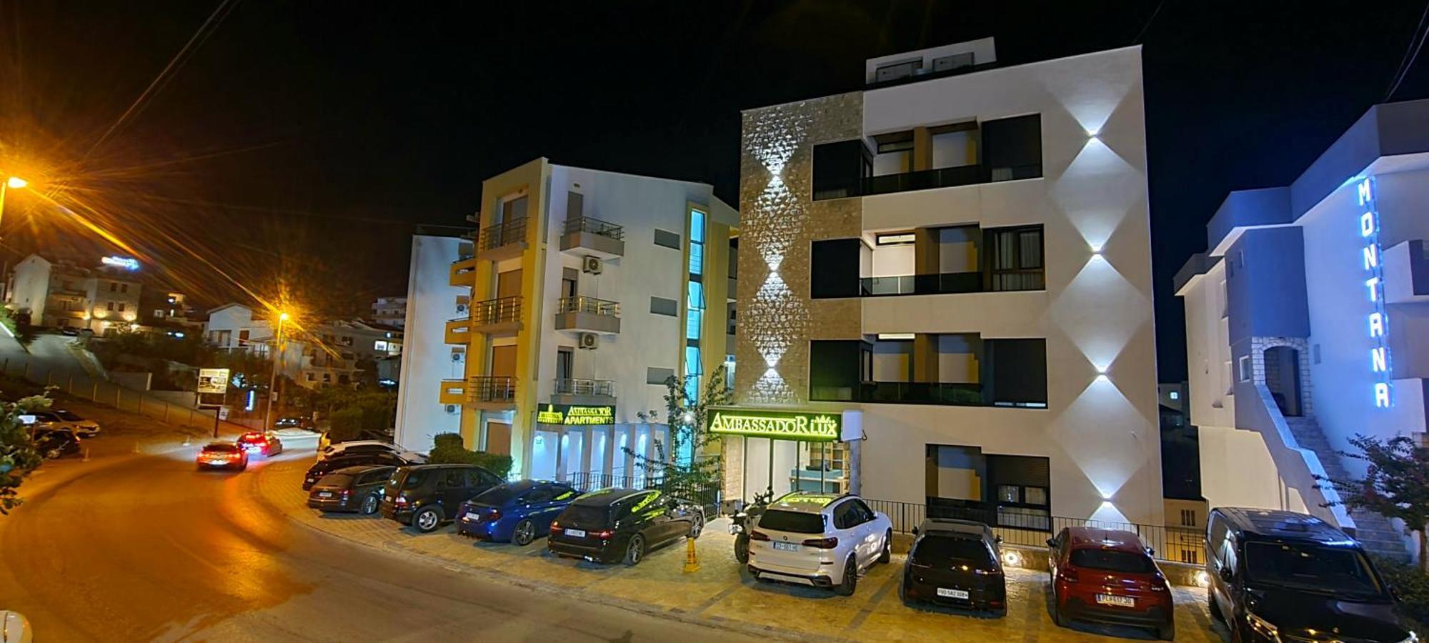 Ambassador & Ambassador Lux Apartments Ulcinj Esterno foto