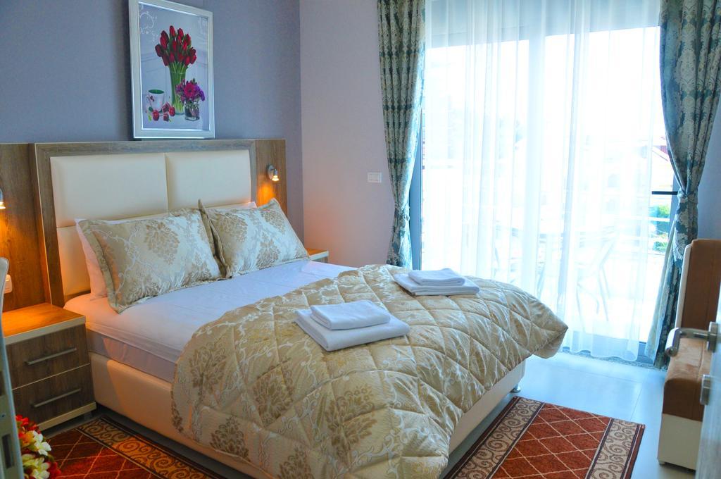 Ambassador & Ambassador Lux Apartments Ulcinj Esterno foto