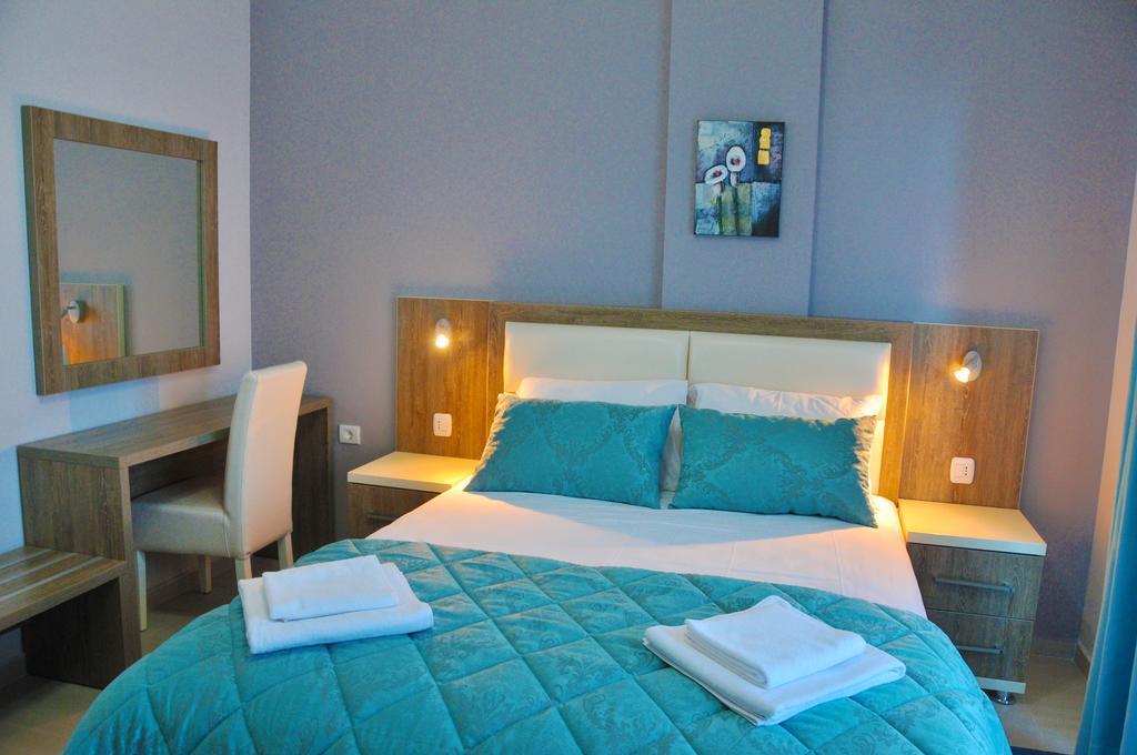 Ambassador & Ambassador Lux Apartments Ulcinj Esterno foto