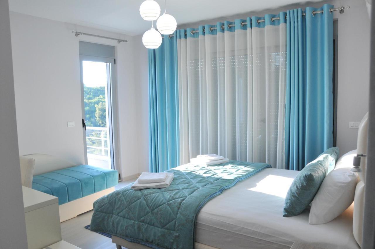 Ambassador & Ambassador Lux Apartments Ulcinj Esterno foto